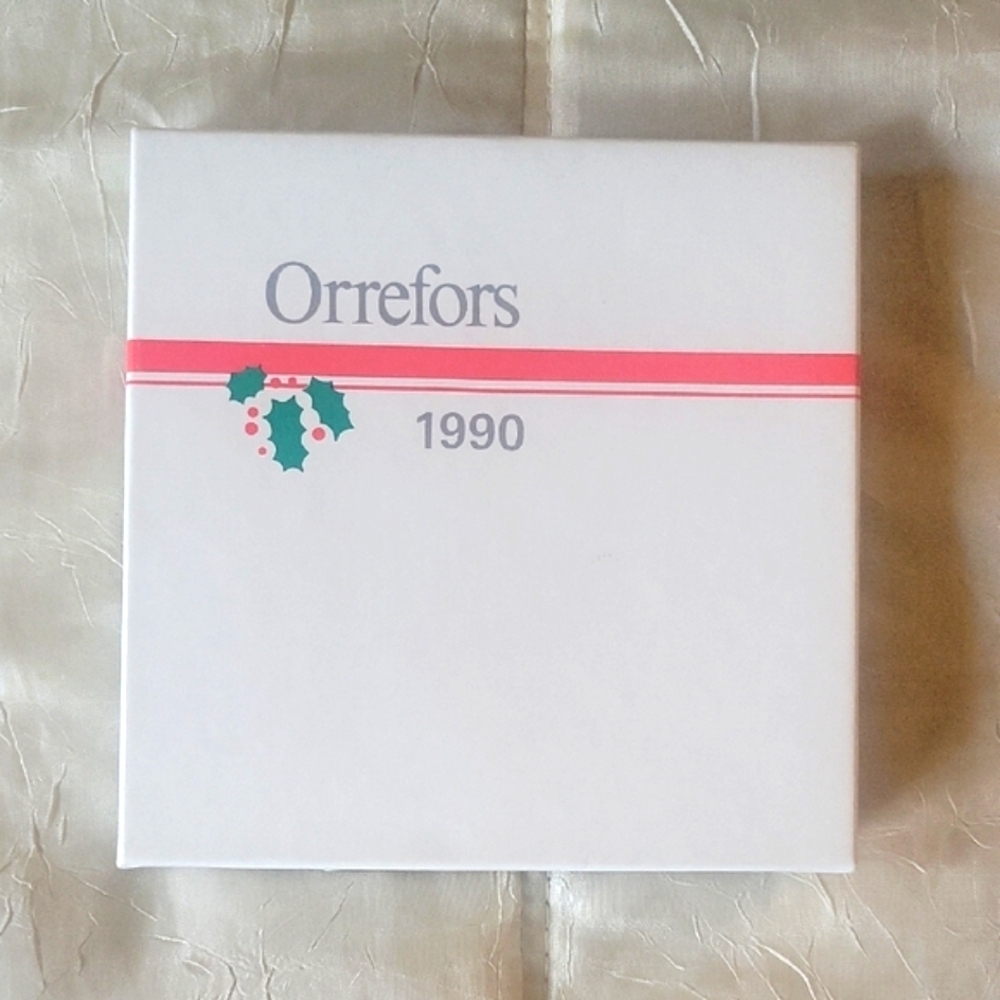 Orrefors Scandinavian Crystal 2.5" Christmas HOLLY Figurine Ornament 1990 - Box
